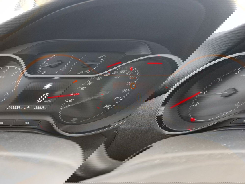 Opel Crossland X usata a Frosinone (15)