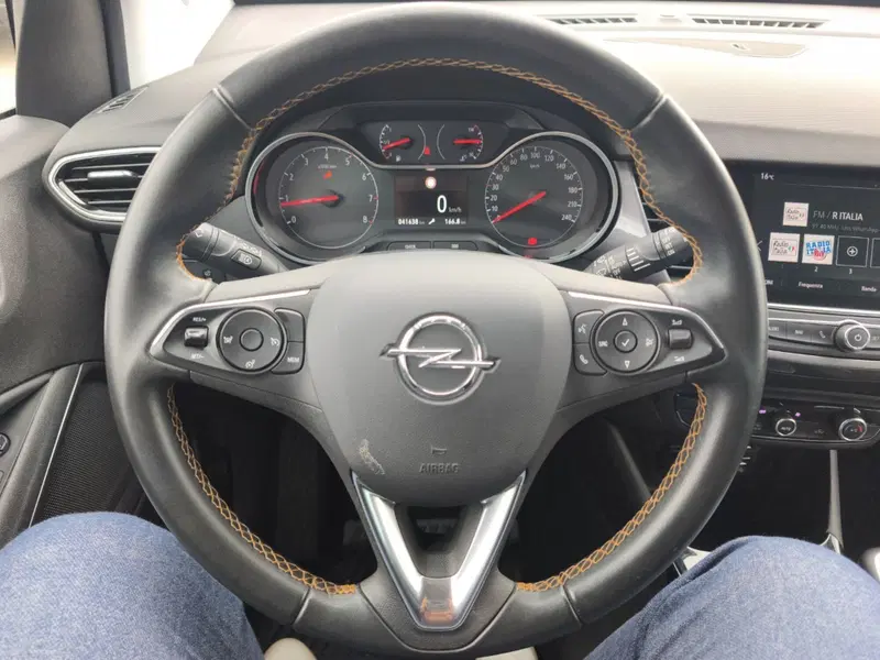 Opel Crossland X usata a Frosinone (16)