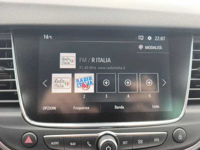 Opel Crossland X usata a Frosinone (17)