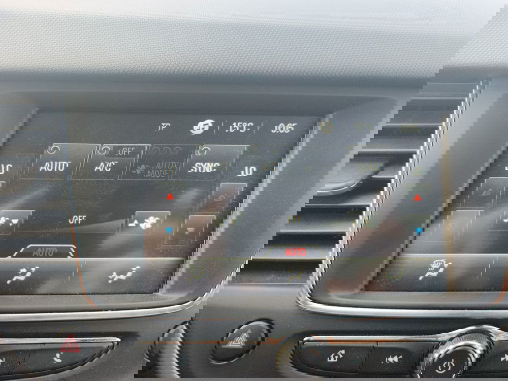 Opel Crossland usata a Frosinone (16)