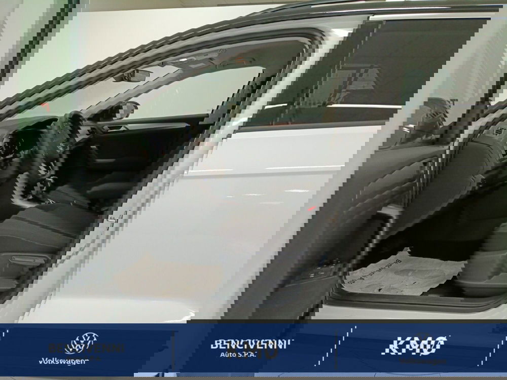 Volkswagen T-Roc nuova a Catanzaro (13)