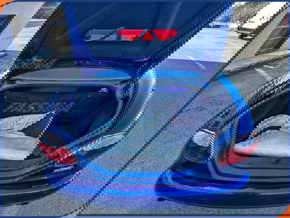 Jaguar XK usata a Milano (11)