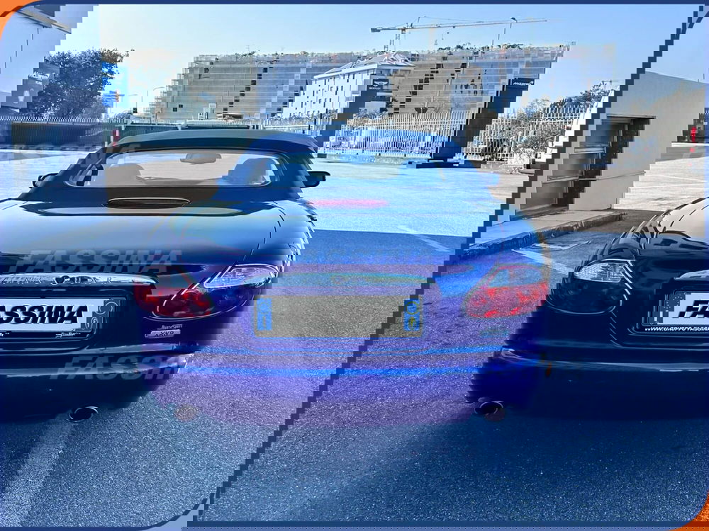 Jaguar XK usata a Milano (7)