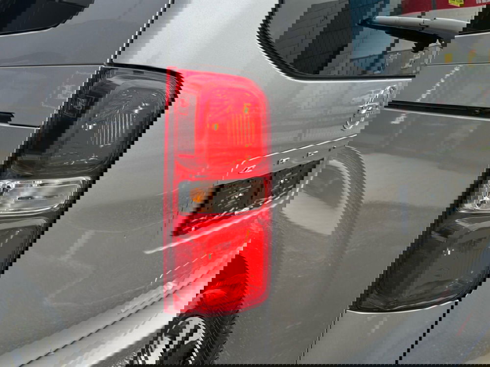 Opel Zafira Life nuova a Piacenza (19)