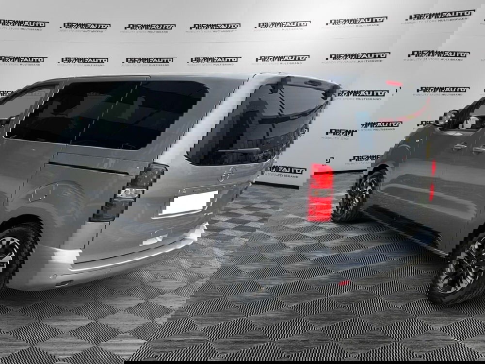 Opel Zafira Life nuova a Piacenza (3)