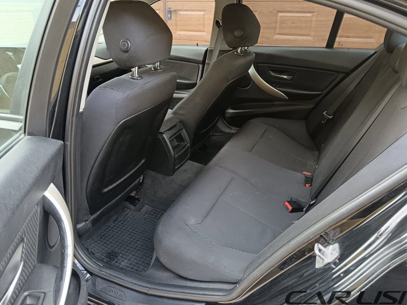 BMW Serie 3 usata a Foggia (11)