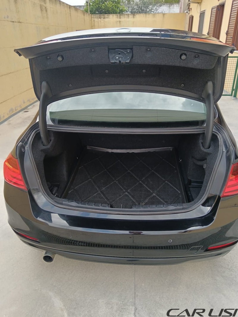 BMW Serie 3 usata a Foggia (12)