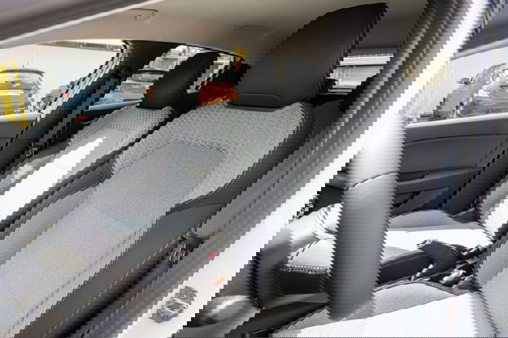 Mitsubishi Colt nuova a Torino (14)