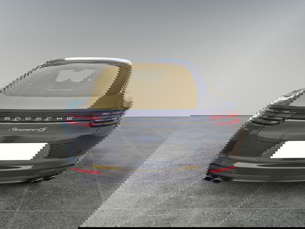 Porsche Panamera usata a Bari (19)