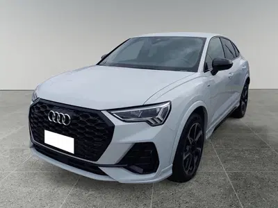 Audi Q3 Sportback 40 TDI quattro S tronic S line edition del 2022 usata a Triggiano