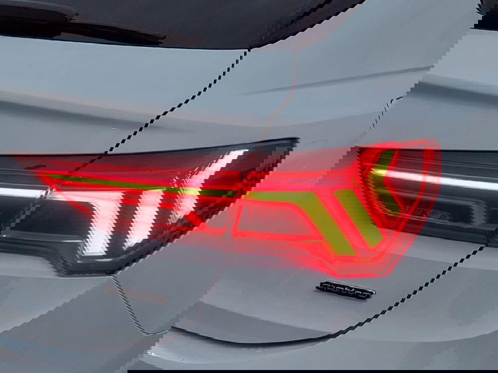 Audi Q3 Sportback usata a Bari (10)