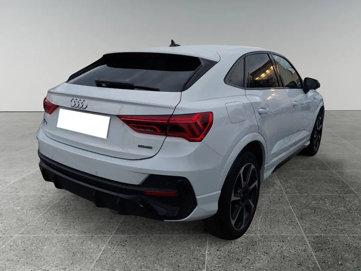 Audi Q3 Sportback usata a Bari (2)