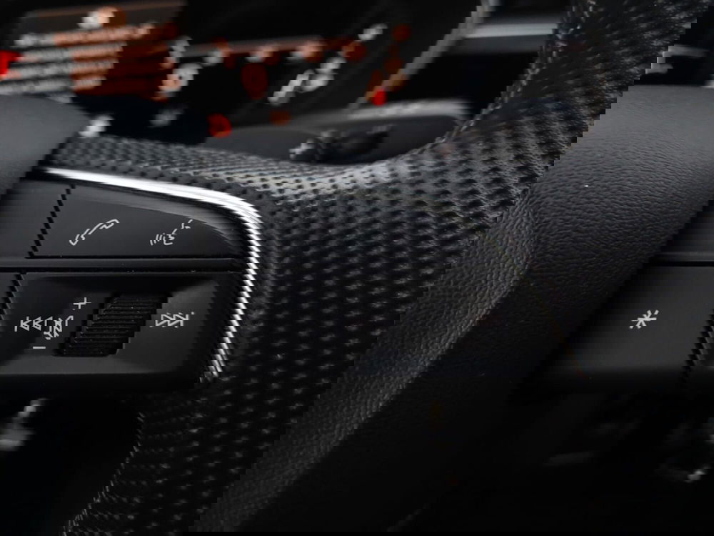 Audi Q3 Sportback usata a Bari (7)