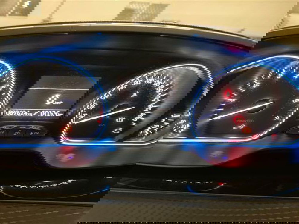 Peugeot 2008 usata a Como (15)