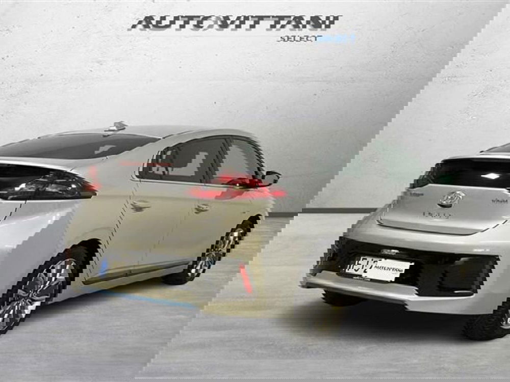 Hyundai Ioniq usata a Como (3)
