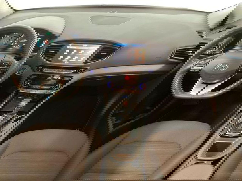 Hyundai Ioniq usata a Como (9)