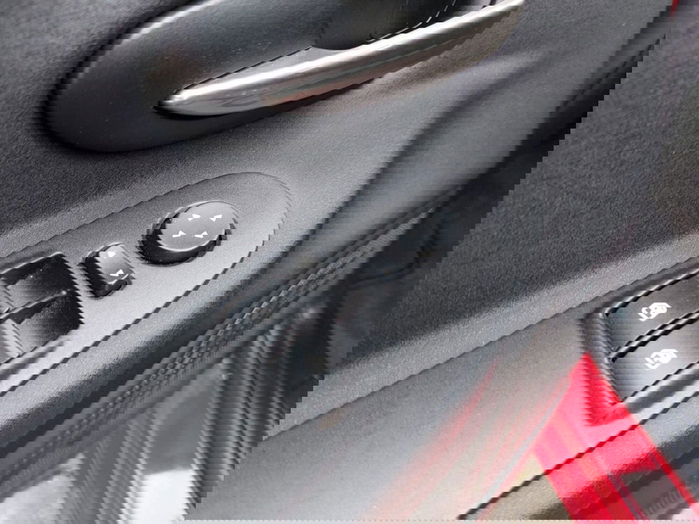 Lancia Ypsilon usata a Pavia (11)