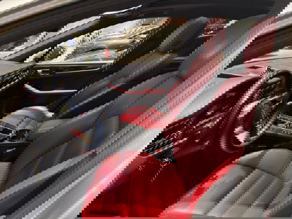 Porsche Macan usata a Firenze (18)