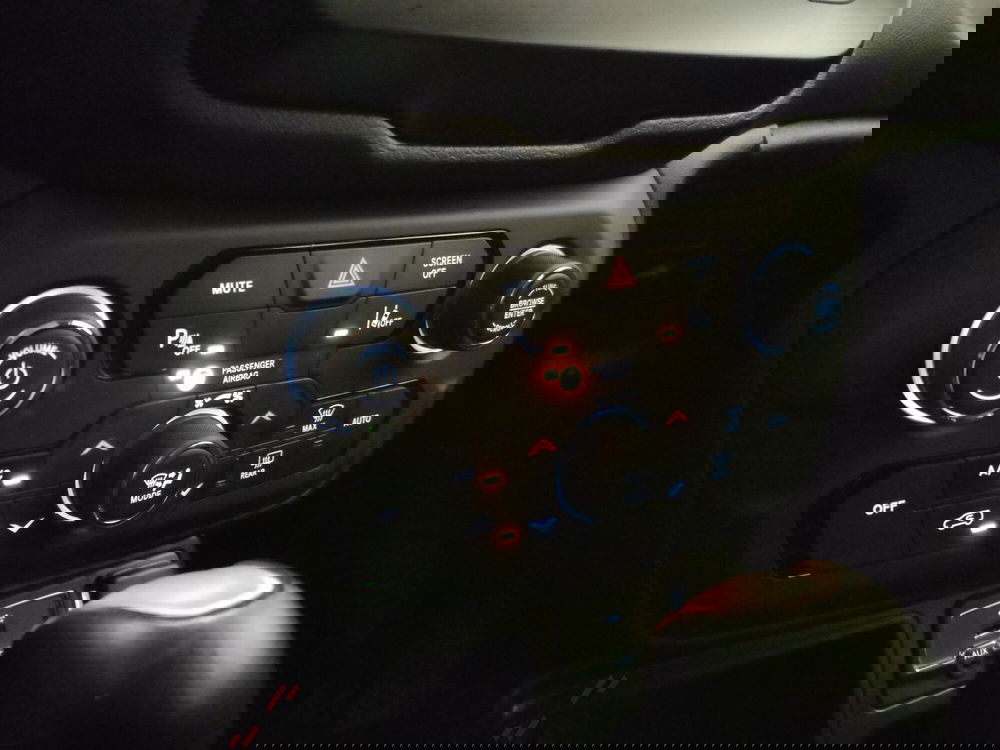 Jeep Renegade usata a Varese (12)