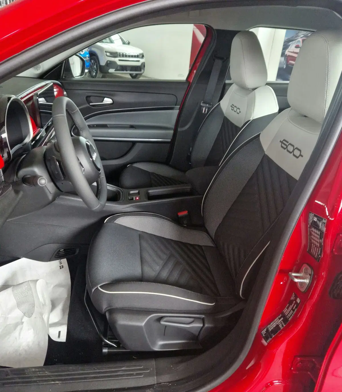 Fiat 600 nuova a Terni (7)