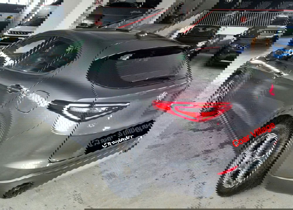 Alfa Romeo Stelvio usata a Terni (4)