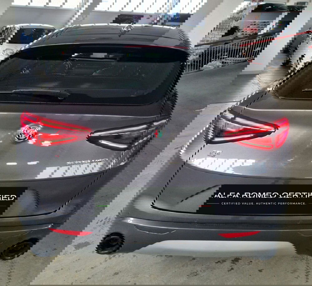 Alfa Romeo Stelvio usata a Terni (5)