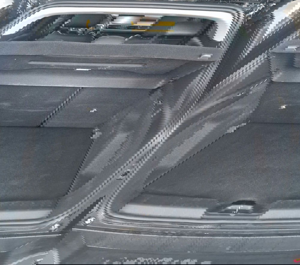 Jeep Avenger usata a Terni (10)