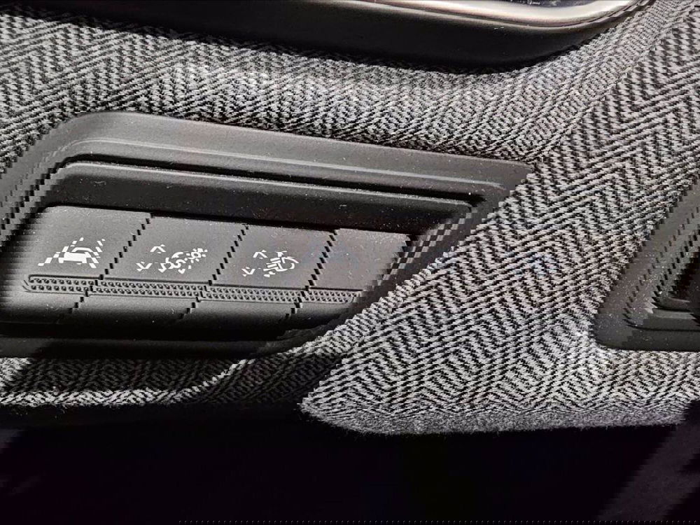 Renault Clio usata a Palermo (15)