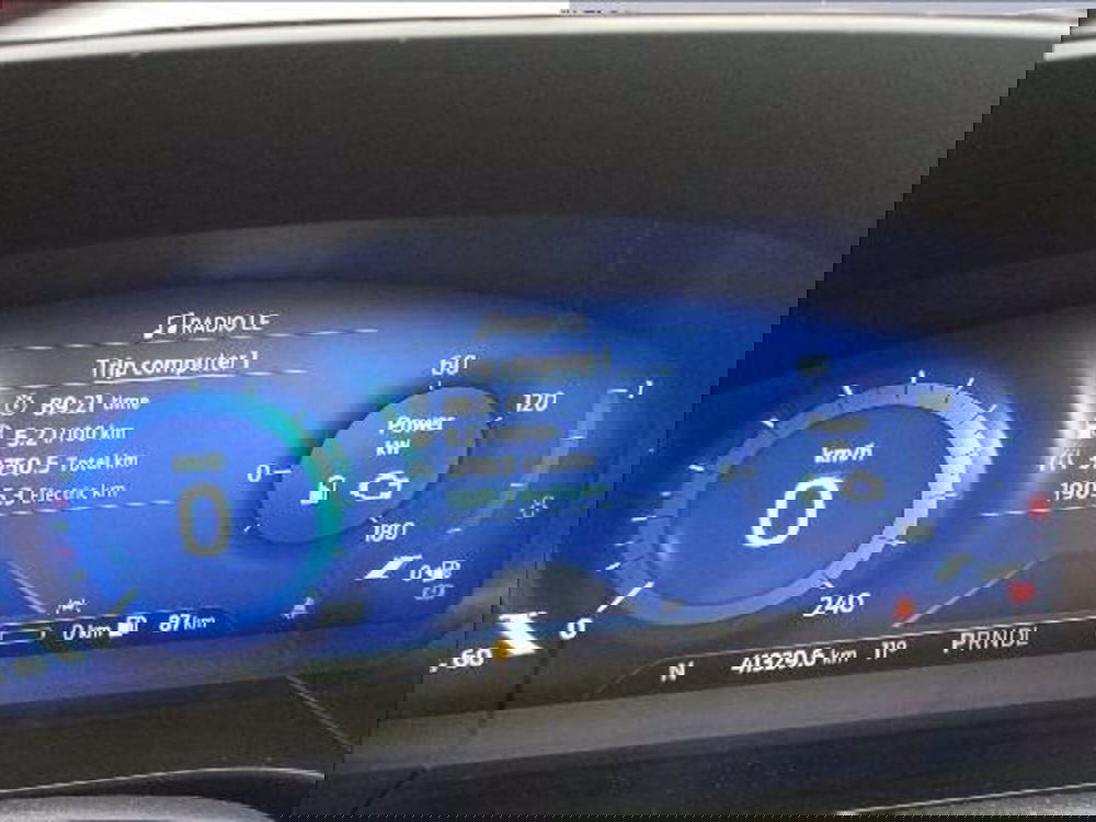 Ford Kuga usata a Milano (14)