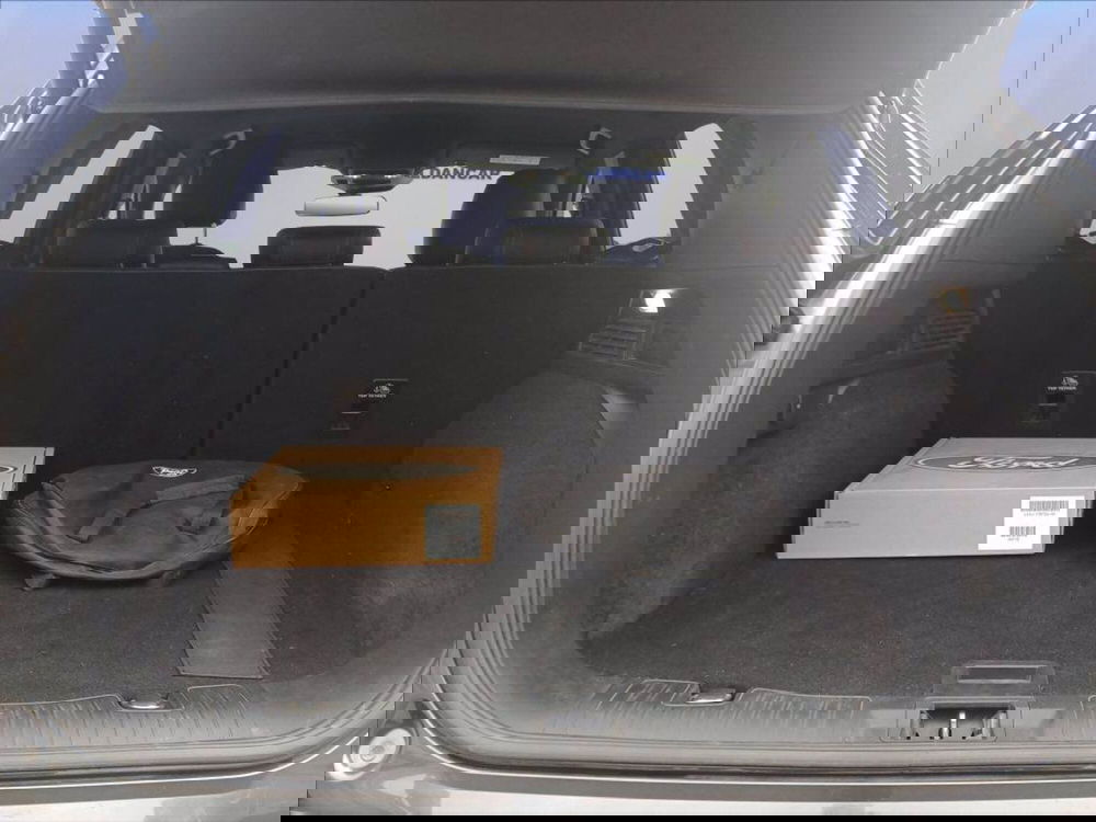 Ford Kuga usata a Milano (17)