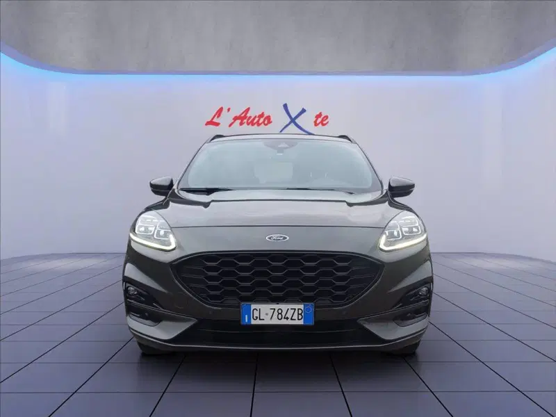 Ford Kuga usata a Milano (2)