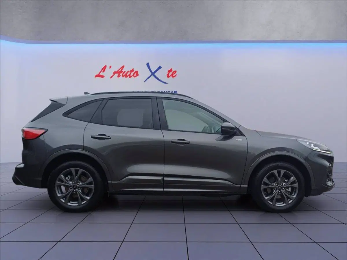 Ford Kuga usata a Milano (4)