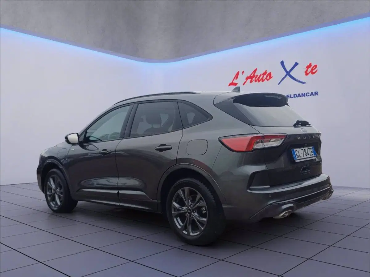 Ford Kuga usata a Milano (10)