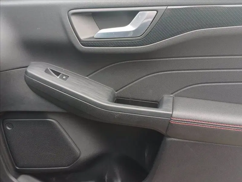 Ford Kuga usata a Milano (19)
