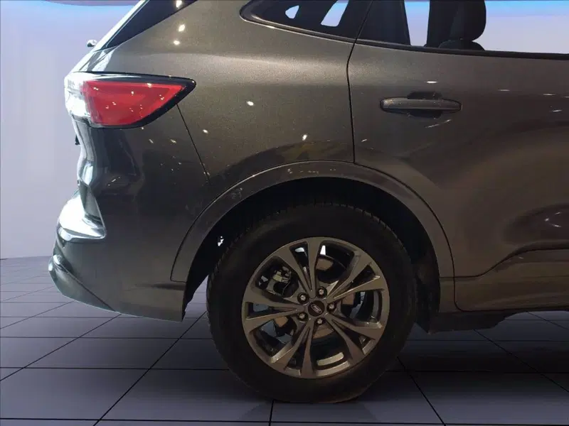 Ford Kuga usata a Milano (6)