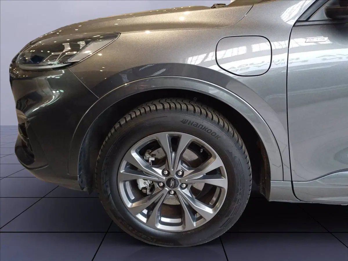 Ford Kuga usata a Milano (8)