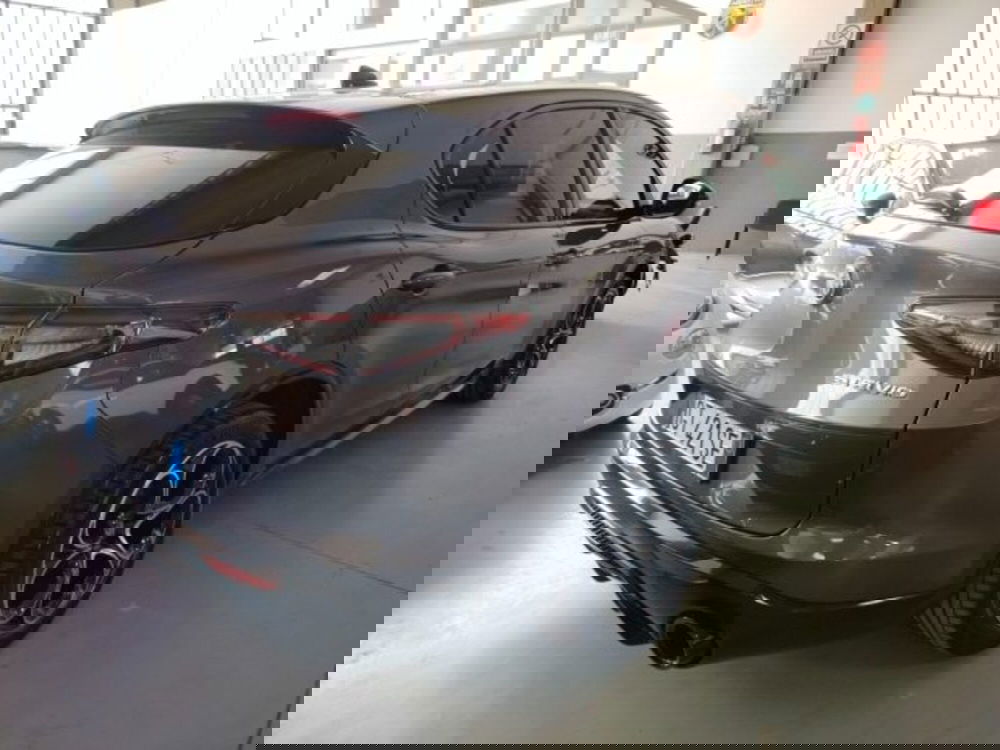 Alfa Romeo Stelvio usata a Forlì-Cesena (10)