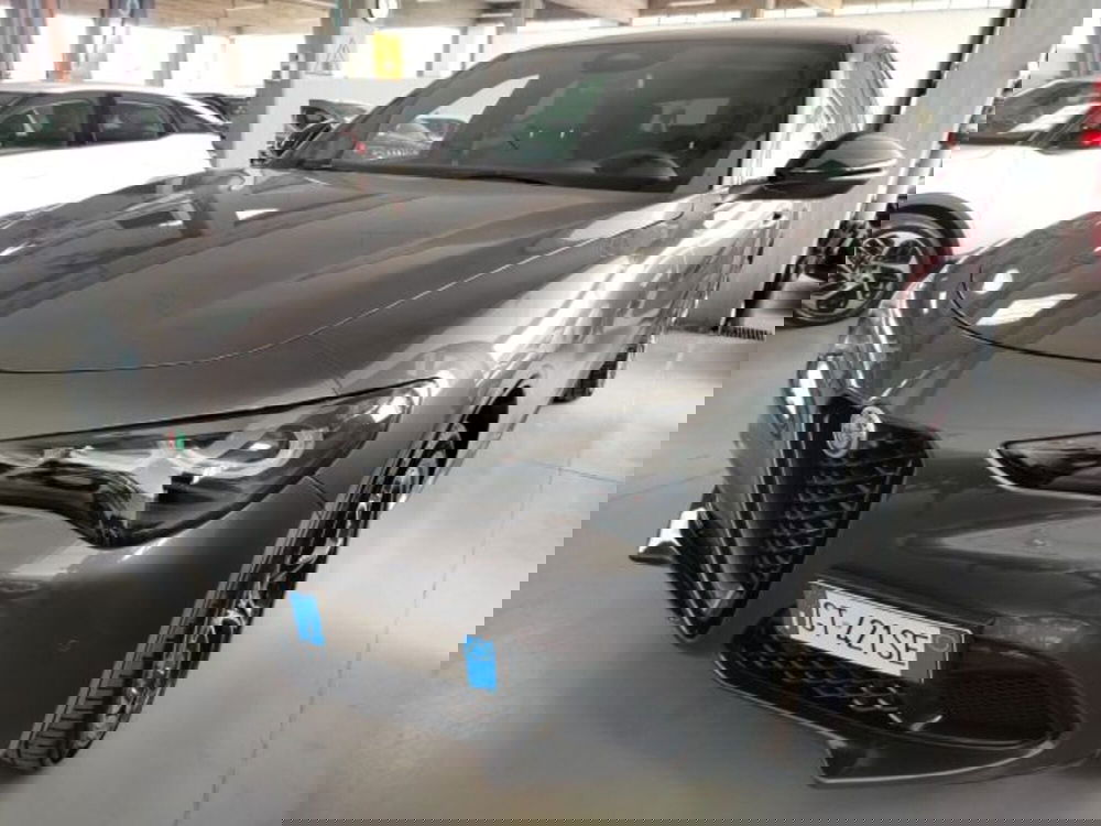 Alfa Romeo Stelvio usata a Forlì-Cesena (4)