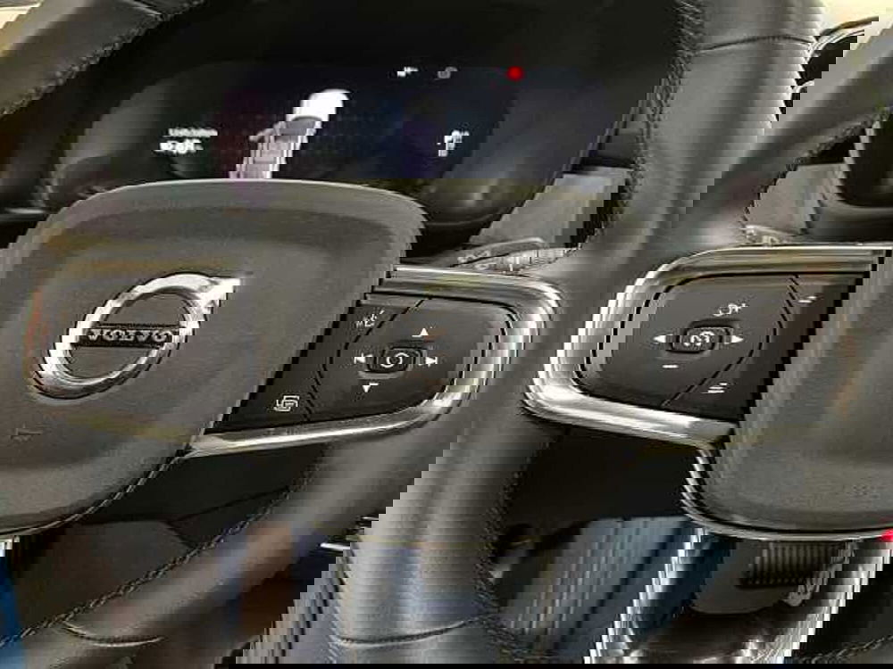 Volvo C40 usata a Macerata (14)