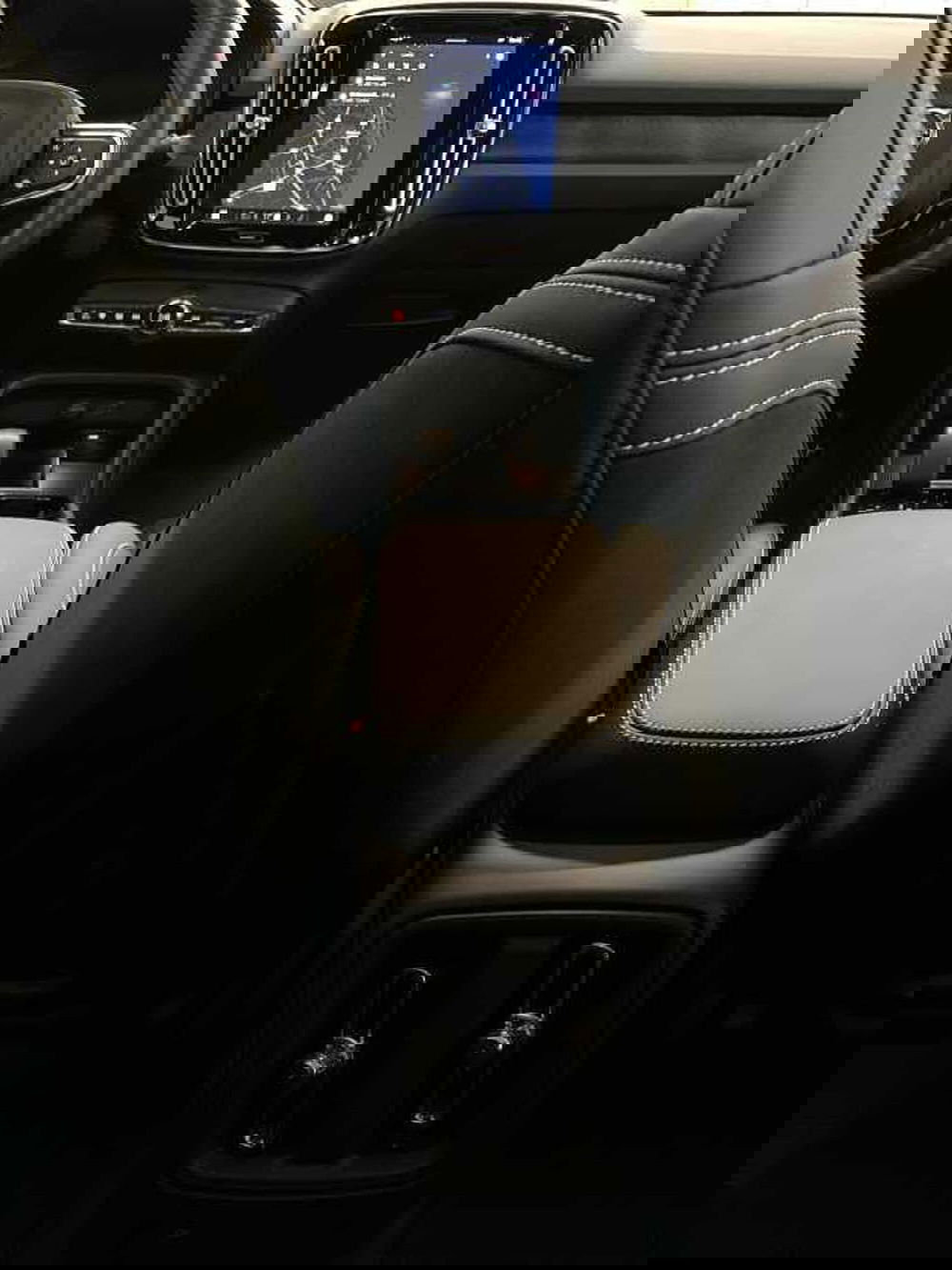 Volvo C40 usata a Macerata (19)