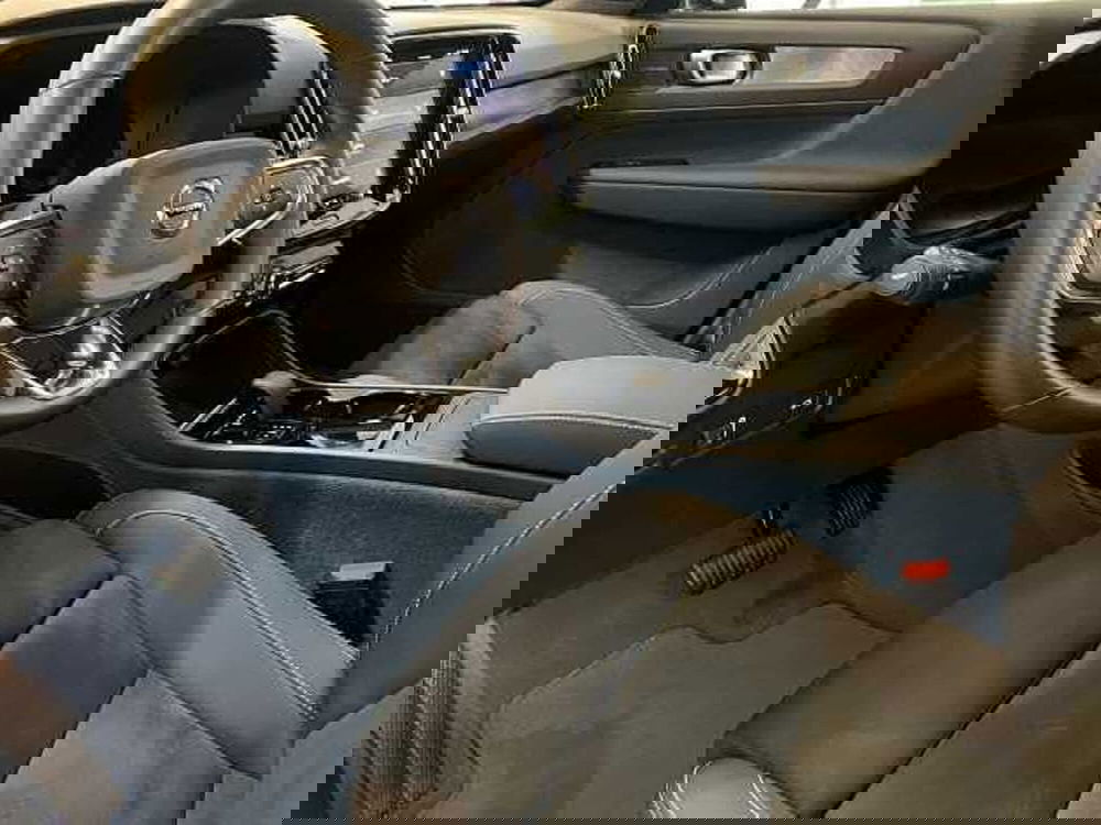 Volvo C40 usata a Macerata (7)