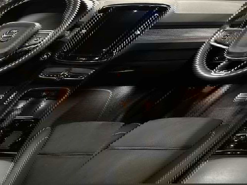 Volvo XC40 usata a Macerata (14)