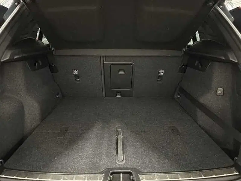 Volvo XC40 usata a Macerata (18)