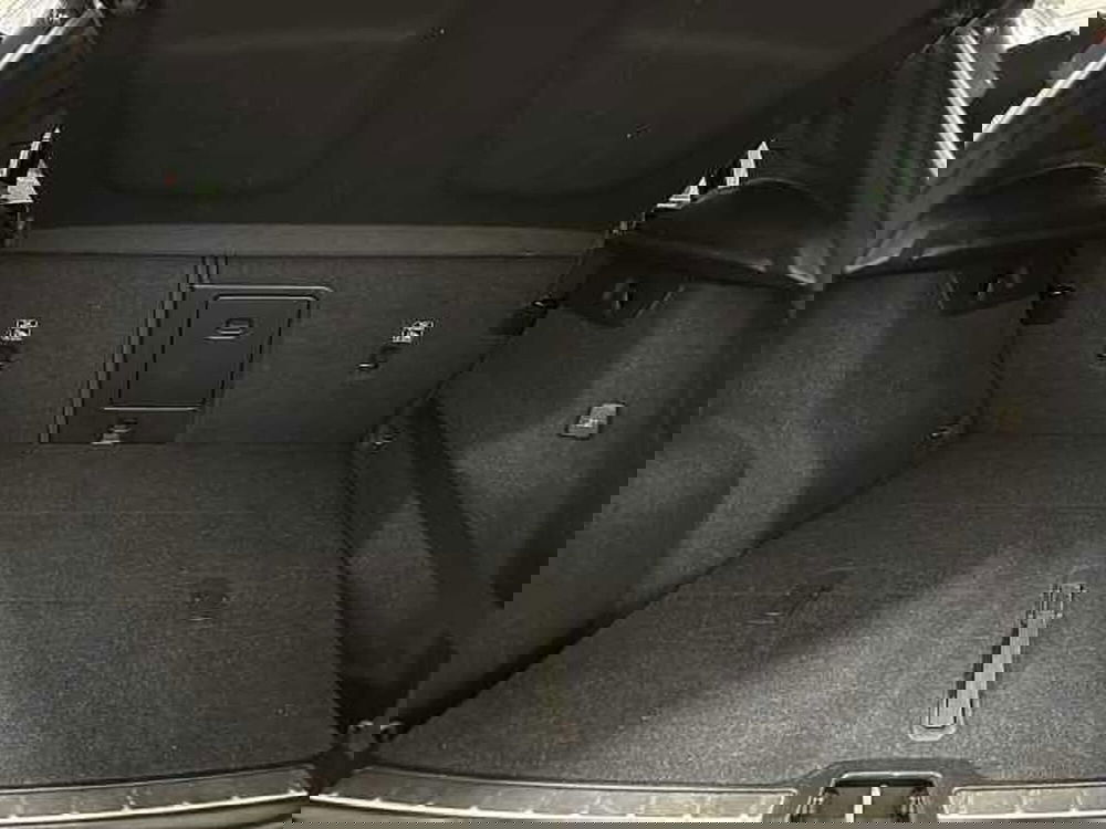 Volvo XC40 usata a Macerata (18)