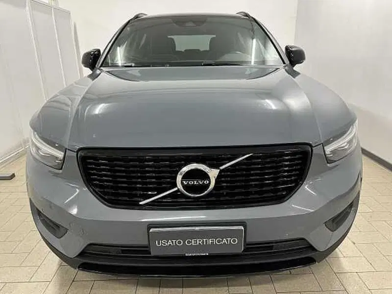 Volvo XC40 usata a Macerata (2)
