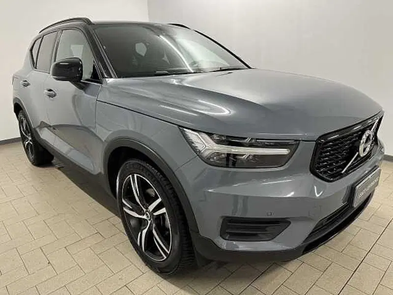 Volvo XC40 usata a Macerata (3)