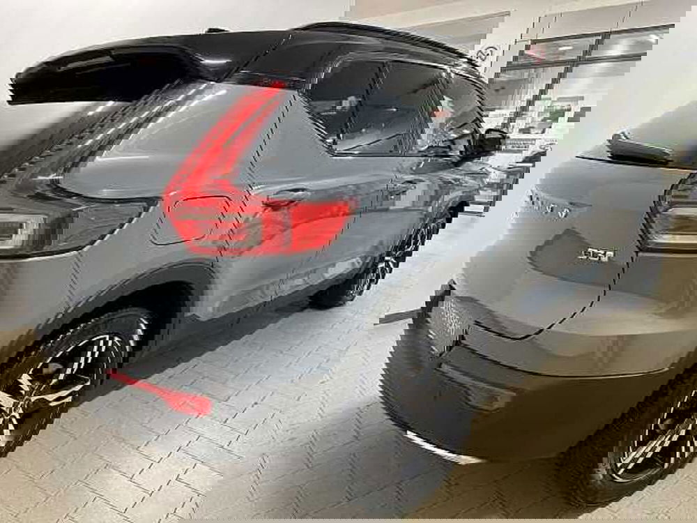 Volvo XC40 usata a Macerata (4)