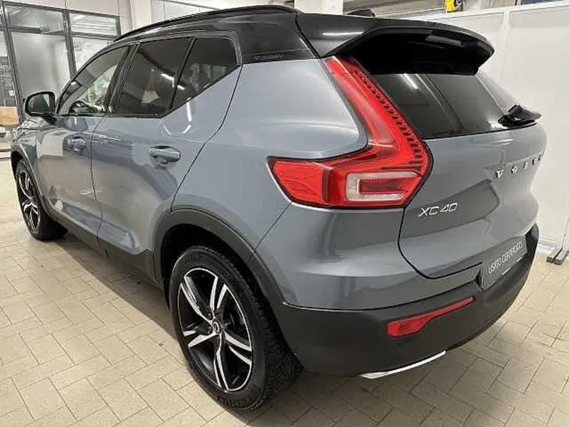 Volvo XC40 usata a Macerata (6)