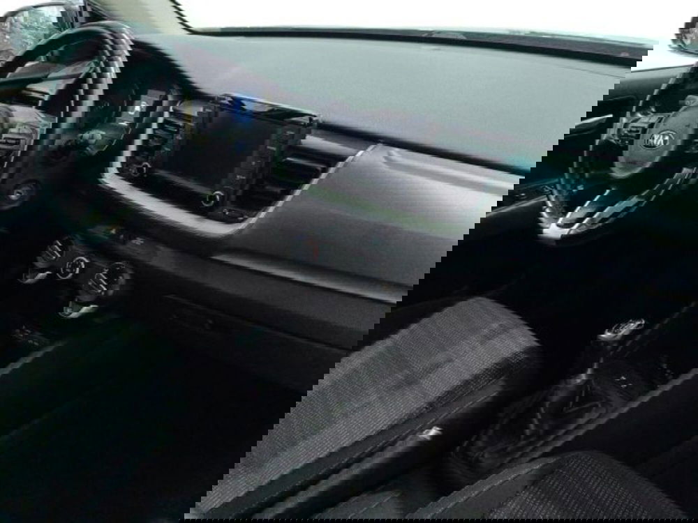 Kia Stonic usata a Catania (9)