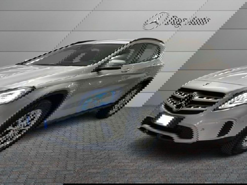 Mercedes-Benz GLA SUV usata a Avellino